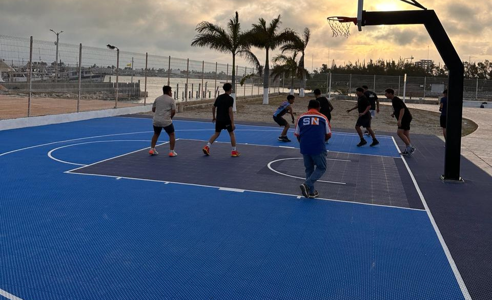 versacourt game court provided to tide ocean